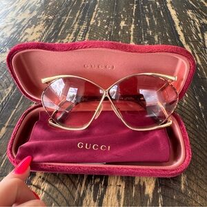 CHRISTIAN DIOR  💕 Abstract Gold Frame Sunglasses - One Size